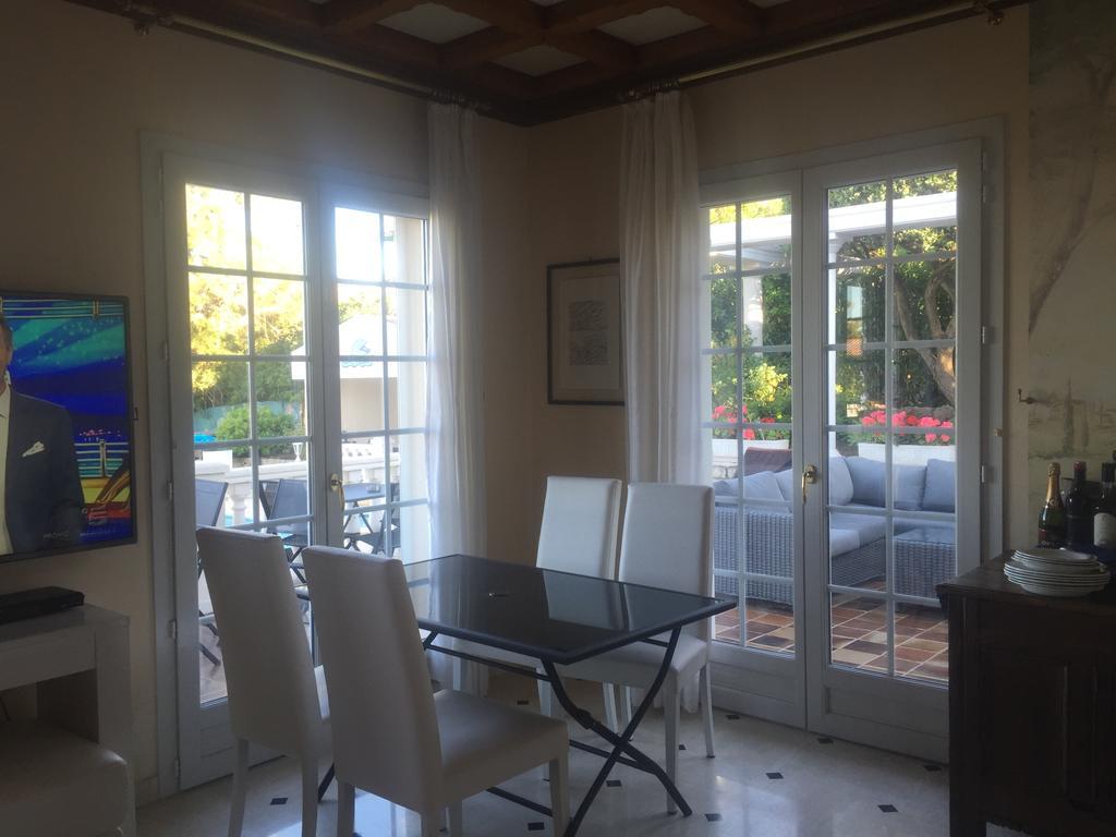 Villa Manu B&B Chambre D'Hote Лес-Иссамбр Экстерьер фото